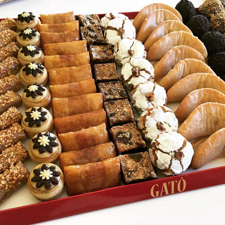 14 patisseries marocaines patisserie gato marrakech maroc 1