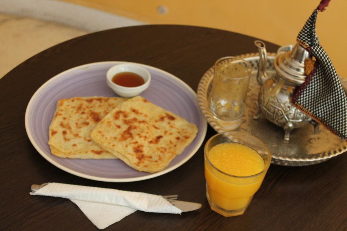 petit dejeuner beldi patisserie marocaine gato