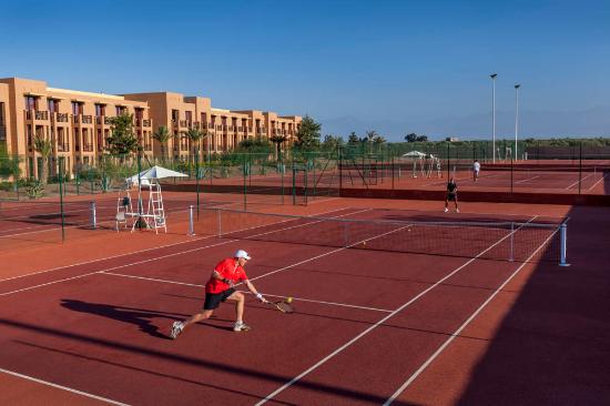 Terrain-de-tennis à Marrakech Maroc